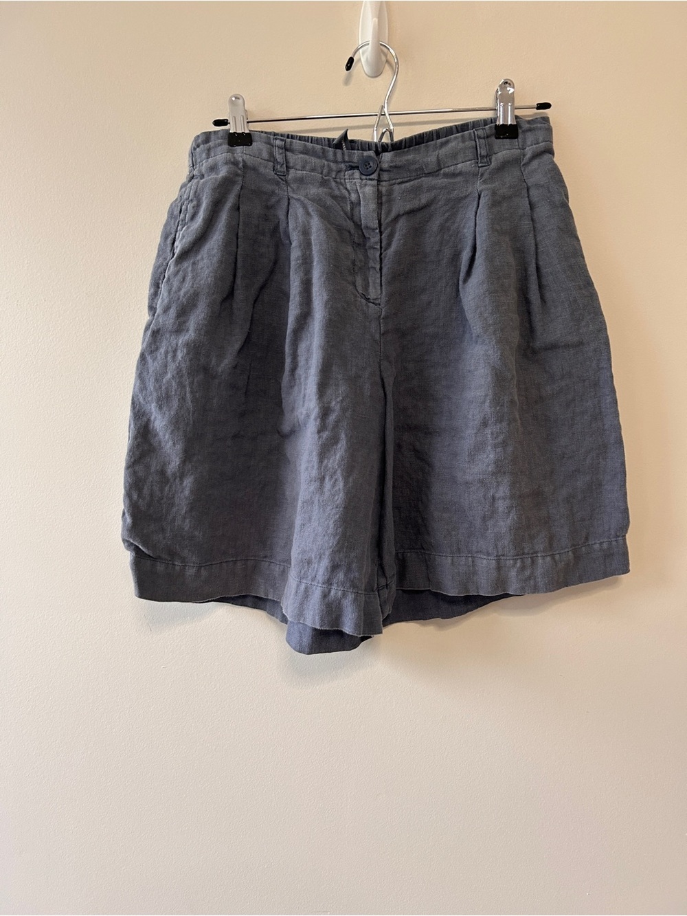 Seasalt Cornwall Womens Sz 6 Blue Gray Linen Pleated Shorts Natural Breathable